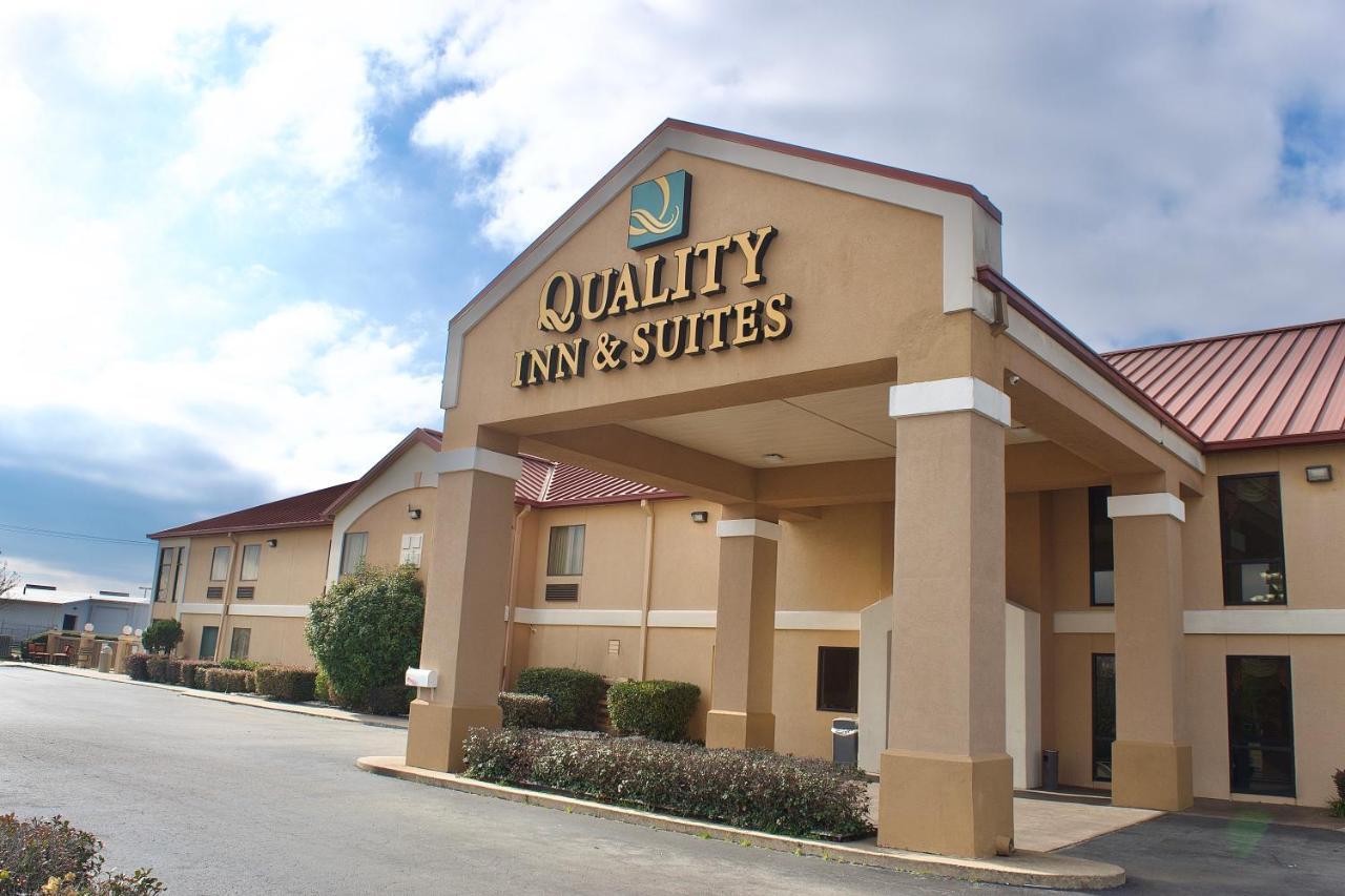 Quality Inn & Suites Pine Bluff Luaran gambar
