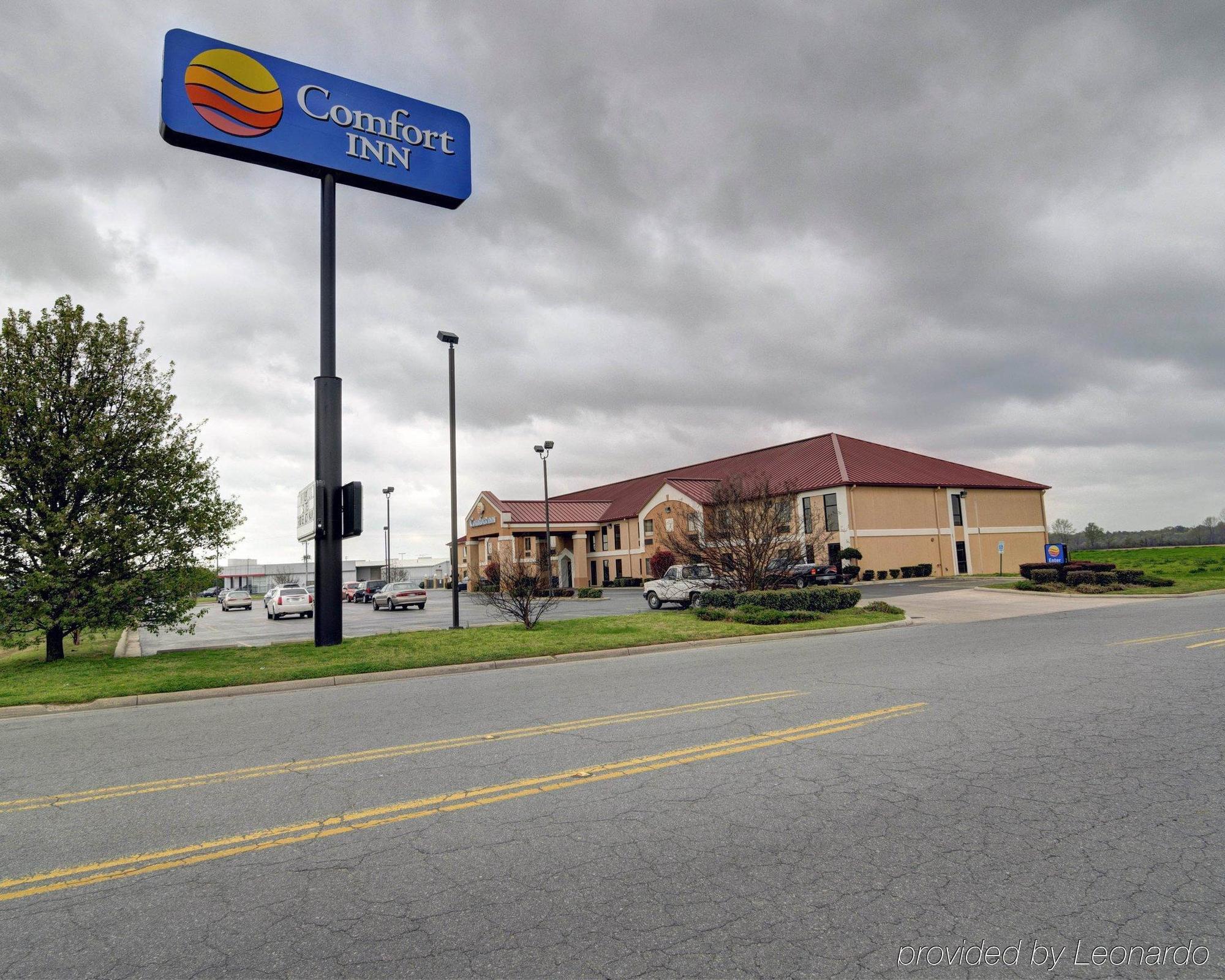 Quality Inn & Suites Pine Bluff Luaran gambar