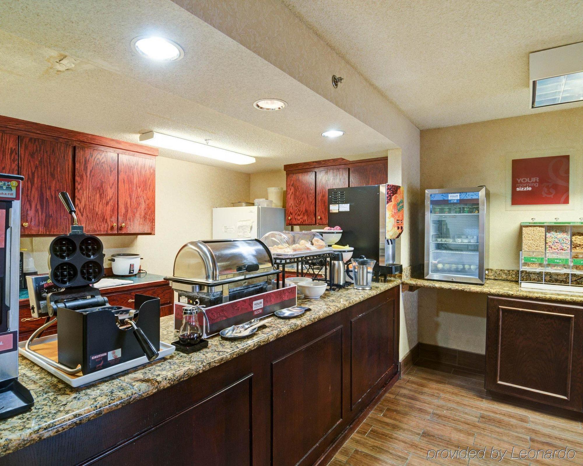 Quality Inn & Suites Pine Bluff Luaran gambar