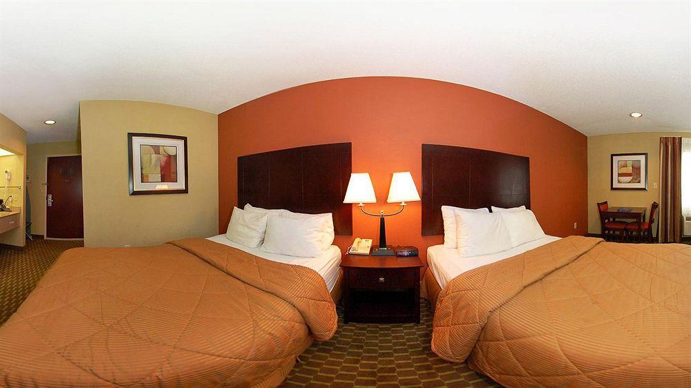 Quality Inn & Suites Pine Bluff Luaran gambar